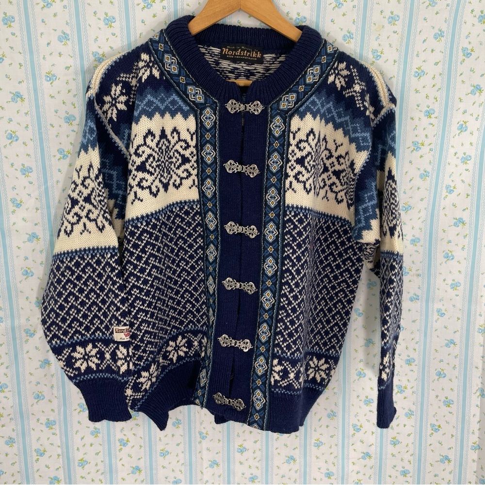Vintage Nordstrikk Wool Cardigan - size medium(ish)
